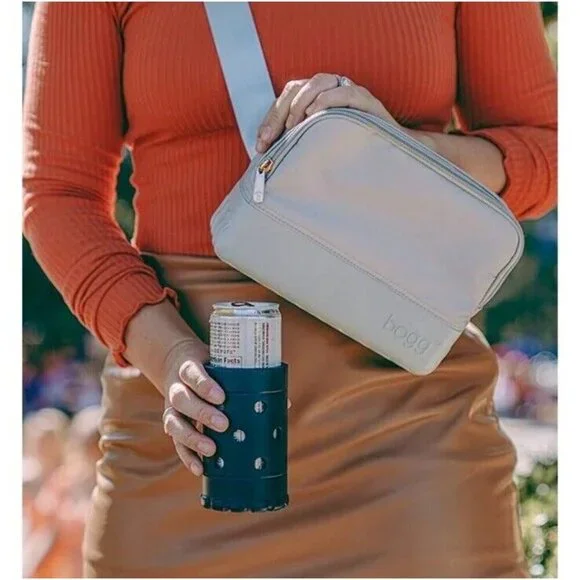 BOGG BELT BAG LILAC Official  9 x 7 x 3  SLING CROSSBODY OR BELT IT  NEW W/ TAGS - Picture 4 of 4